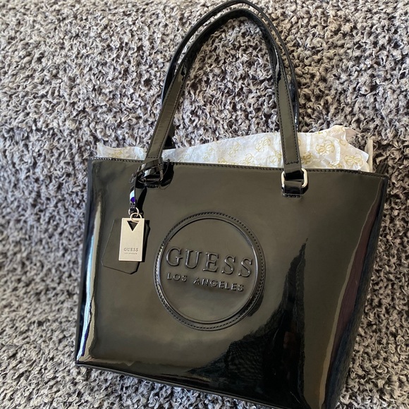 Guess Patent Tote: Style: THORNTON - Picture 3 of 5